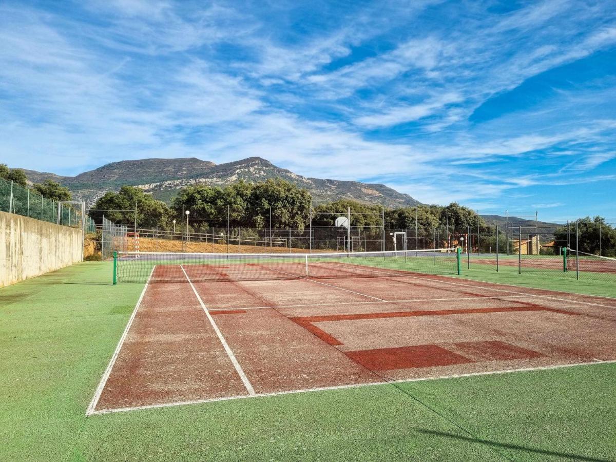 Villa Guara Golf Y Pool Comotucasa Nueno ภายนอก รูปภาพ